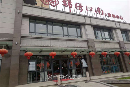 城罗庄顺街楼3层，一层可商业用